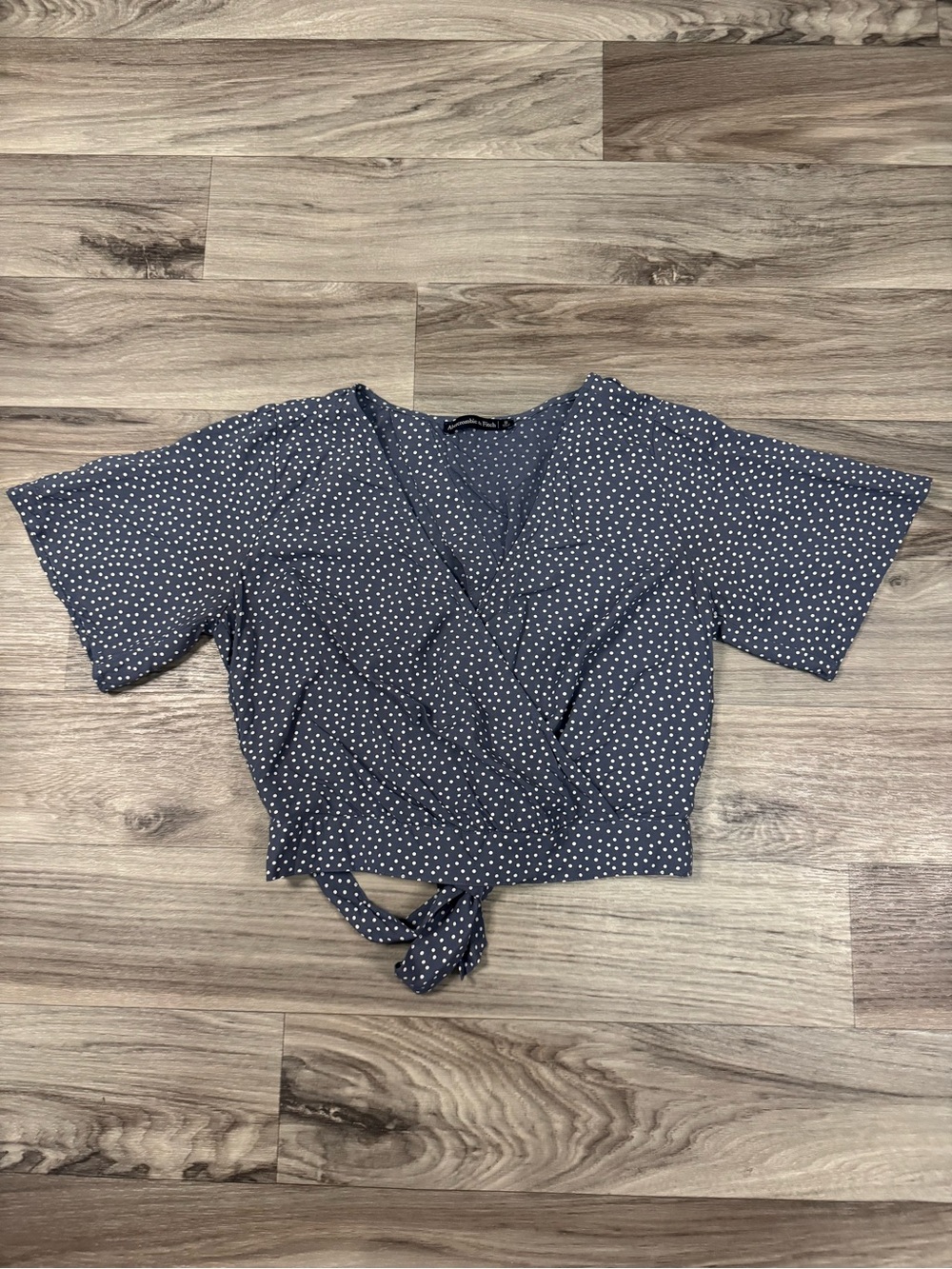 Abercrombie & Fitch Wrap Front Tie-Back Blouse Blue/White Polka Dot Size Small